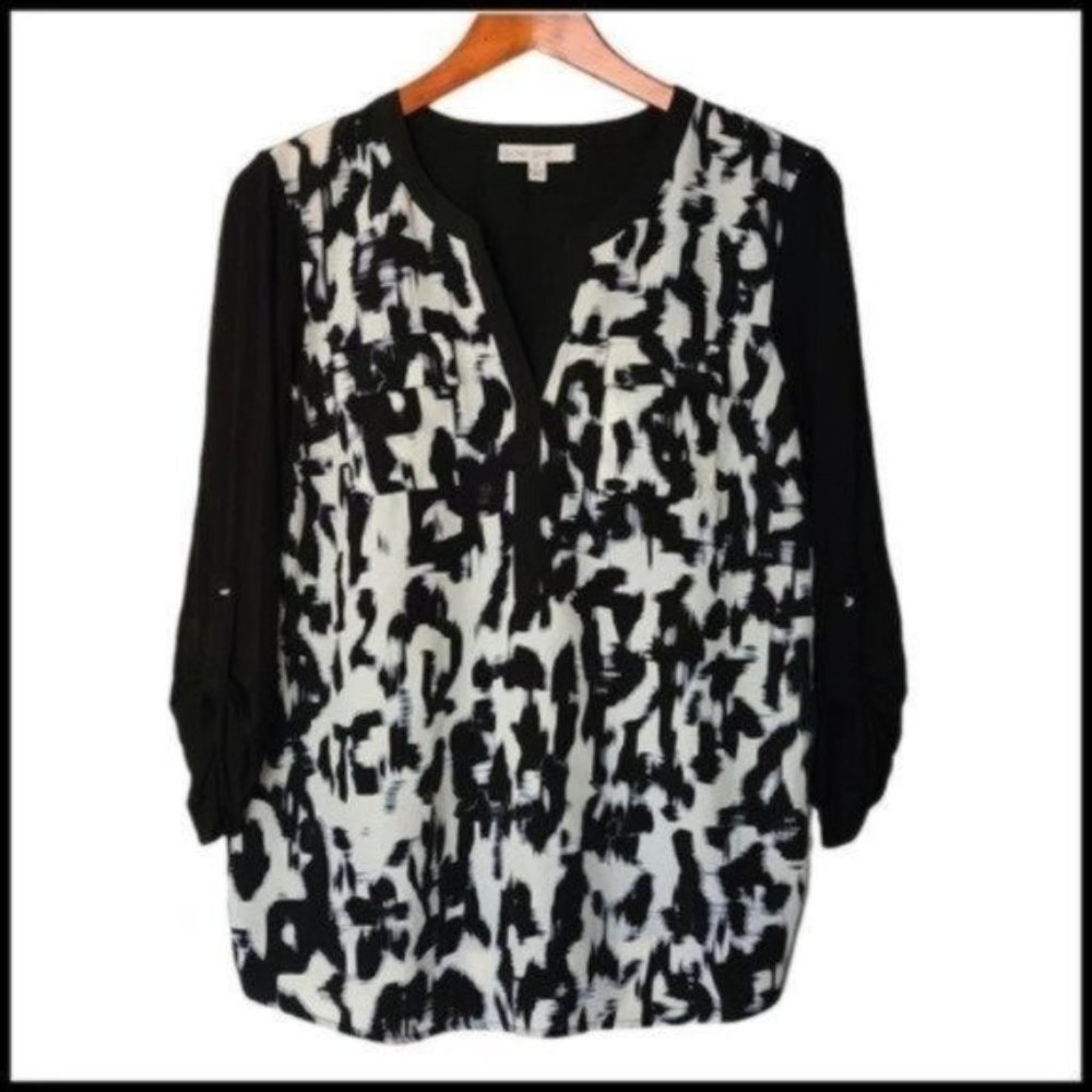 Pale Sky Abstract Print‎ Black Blouse Pockets M